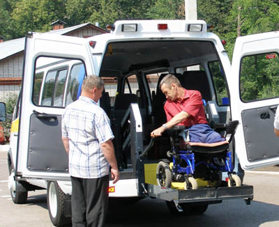 В Хакасию поступил автобус для детей-инвалидов
