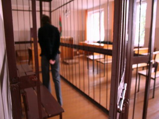 Россиянин получил 8 лет тюрьмы за сутенерство