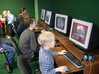 В компьютерном клубе Черногорска подростки имеют доступ к порнографии