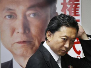 В отставку японского премьера отправляет совесть