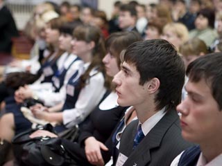 Глава Хакасии намерен поучаствовать во Всероссийском студенческом форуме