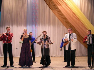 Разрез «Степной» подарил черногорцам концерт братьев Заволокиных