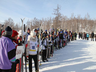 В Хакасии состоялись соревнования по лыжным гонкам (фото)
