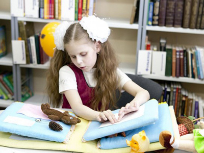Хакасская республиканская специальная библиотека готовит подарок для слабовидящих детей