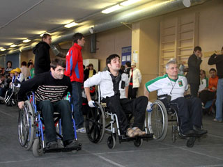 В Абакане прошел чемпионат Хакасии по легкой атлетике среди инвалидов (фото)