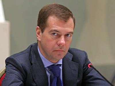 Президент Медведев призвал всех прийти на выборы 4 марта