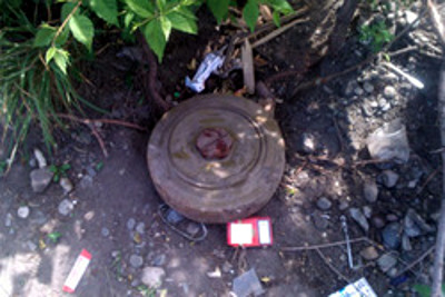 Абаканец обнаружил противотанковую мину на одной из улиц республиканской столицы