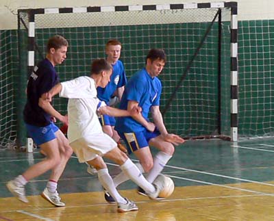 В Саяногорске стартовало первенство России по мини-футболу