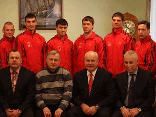 Виктор Зимин встретился с командой "Саяны-Хакасия" (фото)