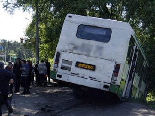 В Красноярском крае госпитализированы 6 пассажиров рейсового автобуса