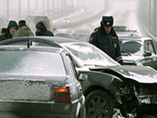 В Хакасии перевернулся Nissan Cefiro - водитель тяжело ранен