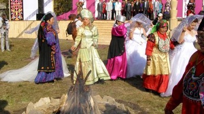 В столице Хакасии прошёл праздник урожая "Уртун Тойы"