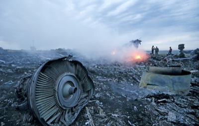 СМИ: Хакеры взломали переписку помощников Коломойского об упавшем Боинге 777