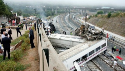 Железнодорожная катастрофа в Испании: 60 человек погибли