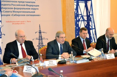 Виктор Зимин предложил сибирским губернаторам рассмотреть межрегиональный бизнес-проект