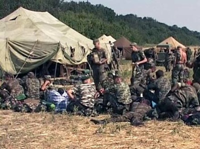 В Украину вернулись ещё 200 военных, перешедших 3 дня назад российскую границу