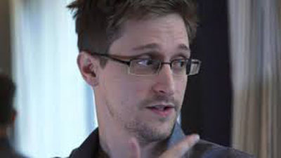 СМИ: Власти Кубы не решились принять Сноудена, поэтому он остался в России