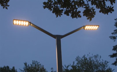 Энергетики подарили сельсовету уличное освещение