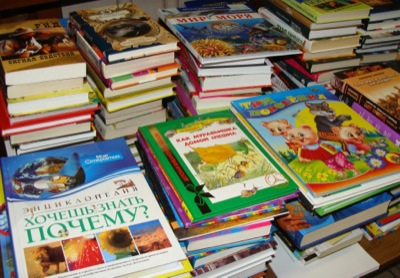 Более 900 экземпляров книг собрано в результате акции «Подари новую книгу сельской библиотеке»