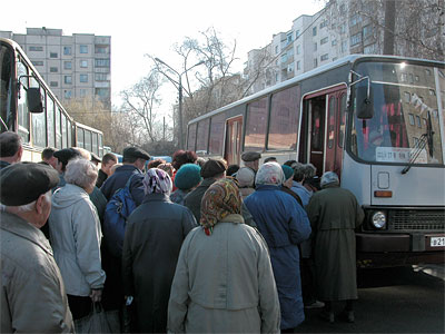 В Хакасии открыты бесплатные "дачные" маршруты для льготников