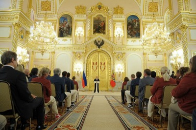 Президент России наградил победителей и призёров Олимпиады 2012