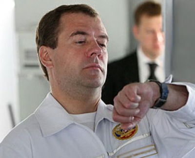 Вопрос "времени" вновь решать предстоит Дмитрию Медведеву