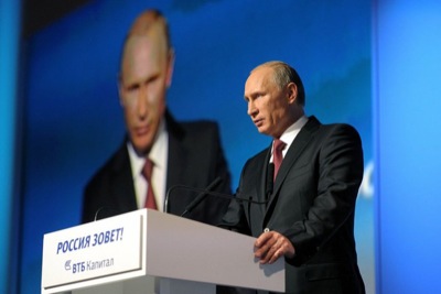 Владимир Путин: Государство поддержит пострадавшие от западных санкций компании