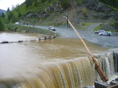 Хакасия получила федеральную помощь на ремонт разрушенных паводком дорог