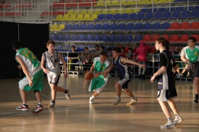 В Абакане стартовал фестиваль баскетбола