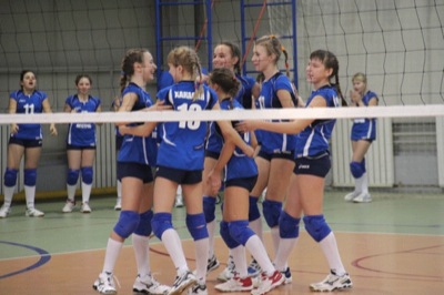 Сборная Хакасии может выйти в полуфинал Всероссийского Первенства по волейболу среди девушек