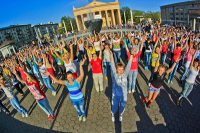 «Ростелеком» организовал онлайн-трансляцию единого сибирского танцевального флешмоба 