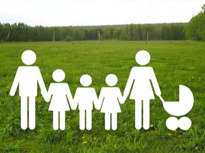 В Хакасии 554 многодетные семьи получили земельные участки для строительства жилья