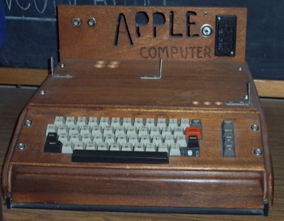 Компьютер Apple I продан на аукционе за 668 тысяч долларов