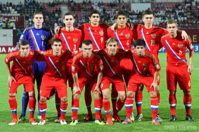 Юношеская сборная России по футболу вышла в плей-офф