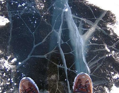 Специалисты проверили толщину льда на водоёмах Хакасии