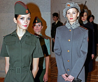 Юдашкин подготовил к 8 марта новую военную форму для женщин