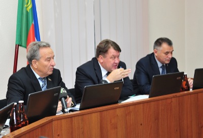 Президиум парламента Хакасии рассмотрел законопроект о порядке отзыва Главы республики
