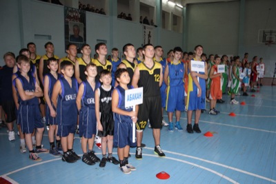 Турнир по баскетболу памяти Василия Залевского стартовал в Черногорске