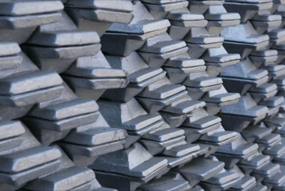 РУСАЛ в 2013г сократит производство 300 тыс. тонн алюминия на неэффективных мощностях