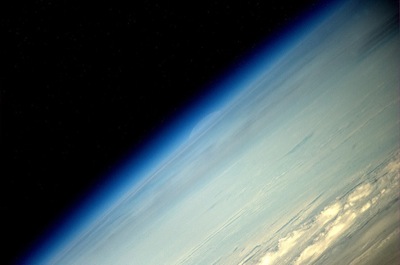 Космонавт Олег Артемьев сделал фото Суперлуны из космоса