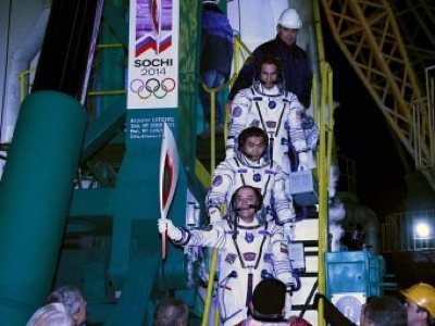 Олимпийский огонь впервые в истории полетел в космос