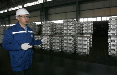 Дерипаска считает необходимым сократить мировое производство алюминия
