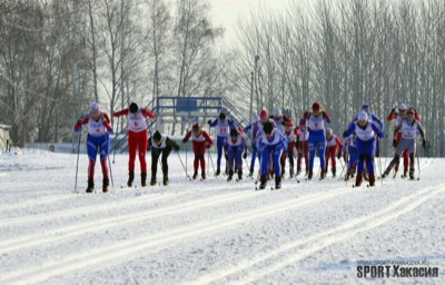 На тренировки в Вершину Тёи приезжает сборная России по лыжным гонкам