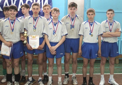Волейболисты из Белого Яра обыграли городские команда Кемеровской области