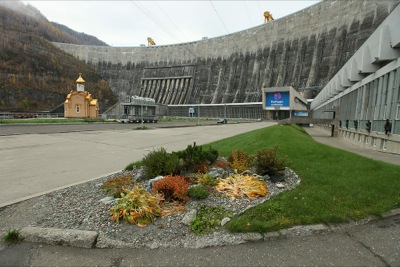 Саяно-Шушенская ГЭС понизит уровень воды в водохранилище на 36 метров