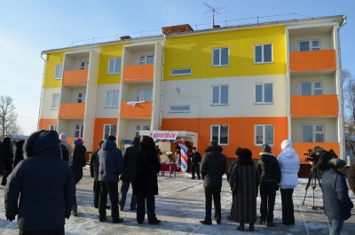 В Аскизе ключи от новых квартир получили 29 переселенцев из ветхого жилья