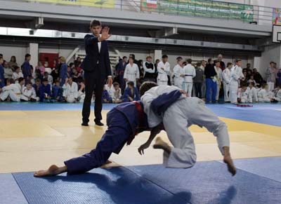 В Хакасии состоялся VI межрегиональный турнир по борьбе дзюдо памяти Александра Перминова