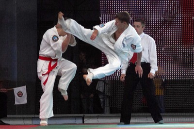 Спортсмены из Хакасии привезли 8 медалей с международного турнира по каратэ