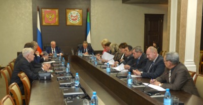 Виктор Зимин принял участие в работе конституционной комиссии Республики Хакасия