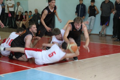 Черногорск принимает лучших баскетболистов Сибири